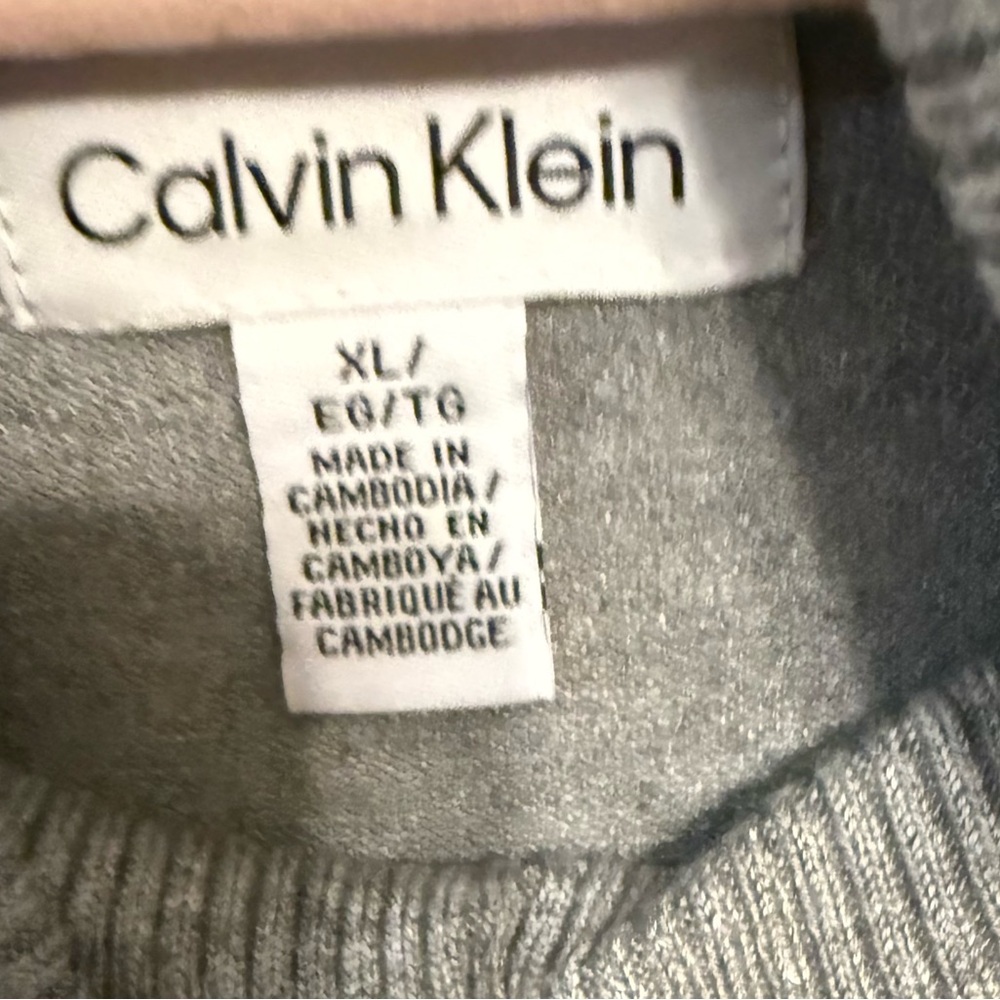 Calvin Klein‎ Heather Gray Sweater - Picture 3 of 4